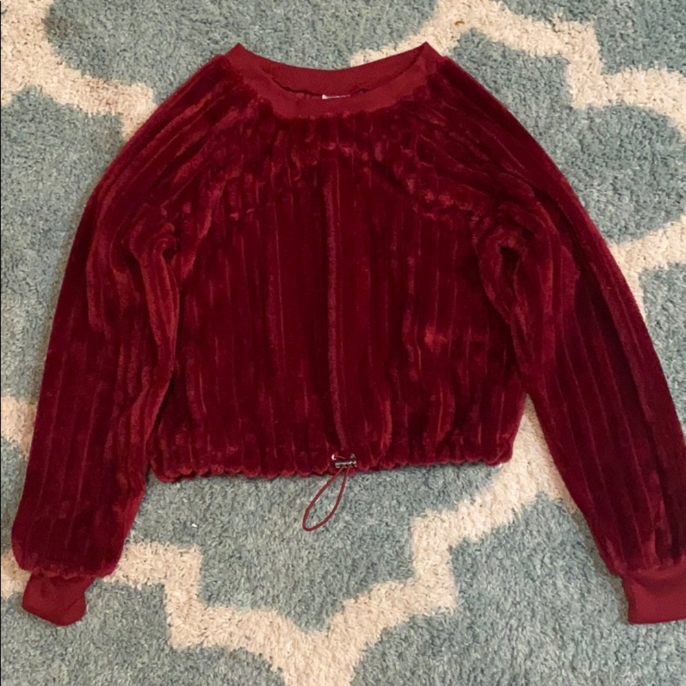 Dark red crop top XS in woman!!
